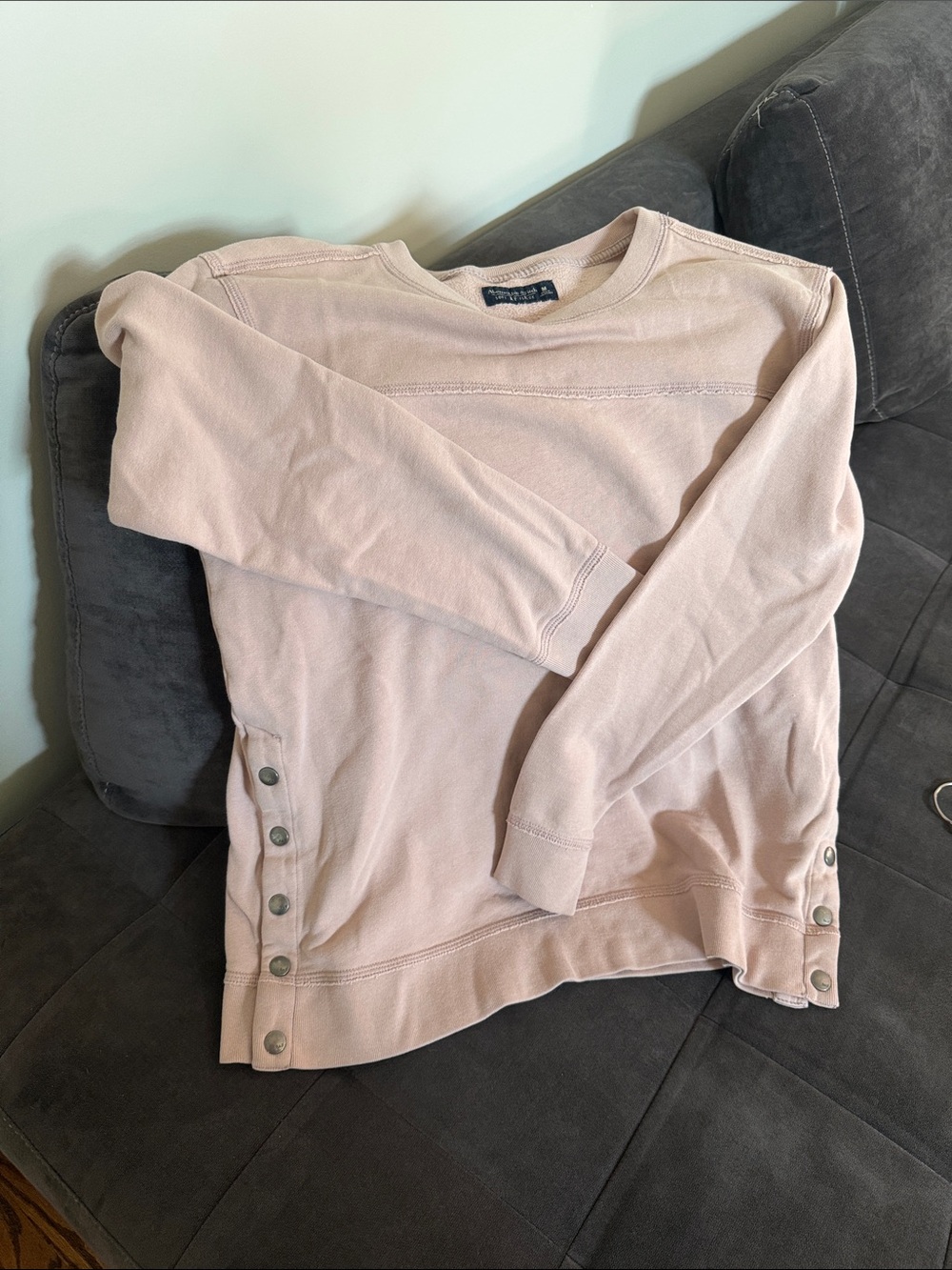 Abercrombie & Fitch Side-Button Crewneck Sweater - Light Blush
